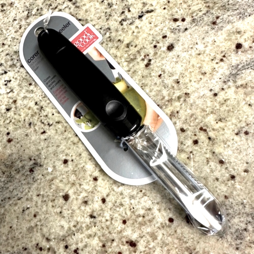 FREE w/$12 purchase | NEW Peeler / Corer